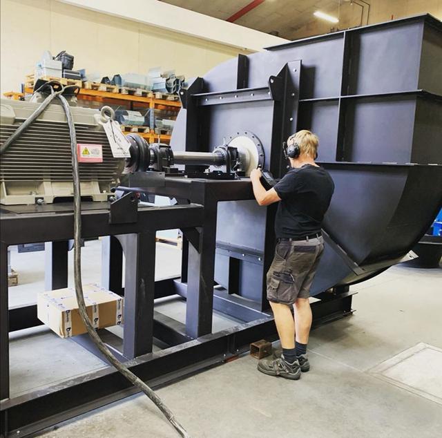 離心風機生產(chǎn)廠家有哪些特點?